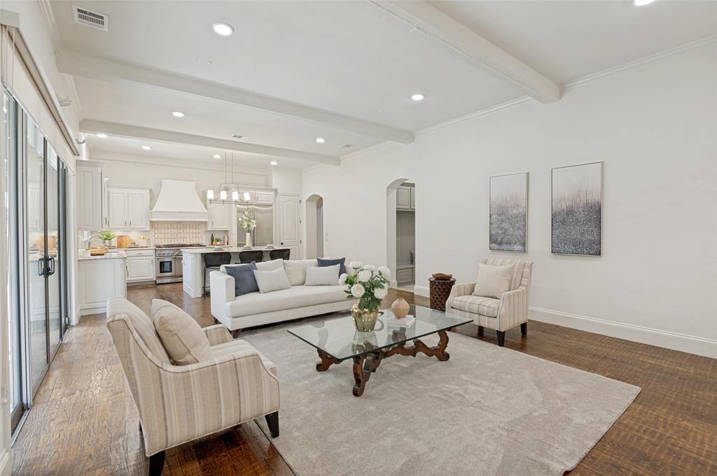 5764 Quebec Lane