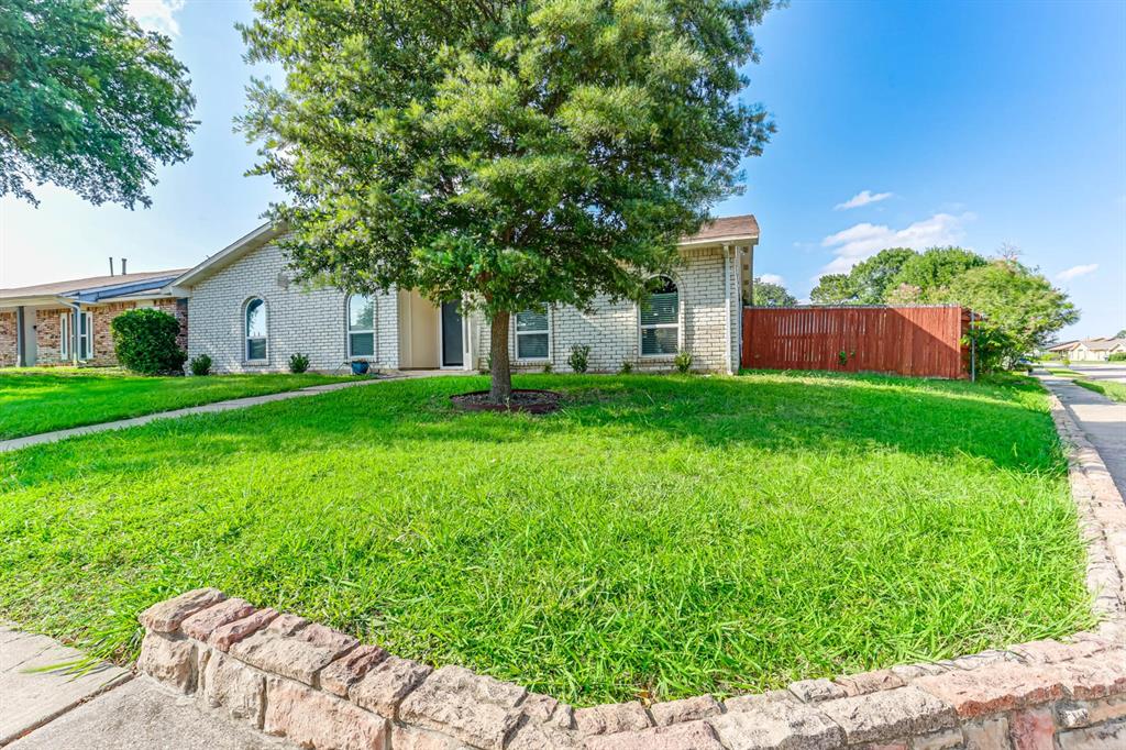 2021 Emory Oak Drive