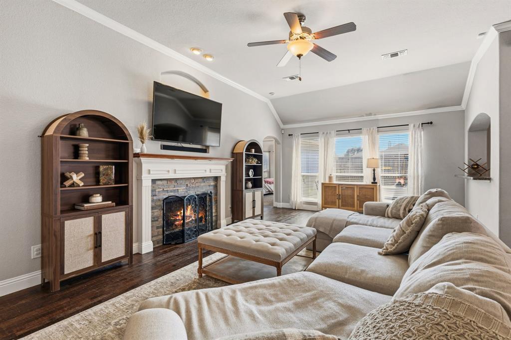 4808 Davy Crockett Trail