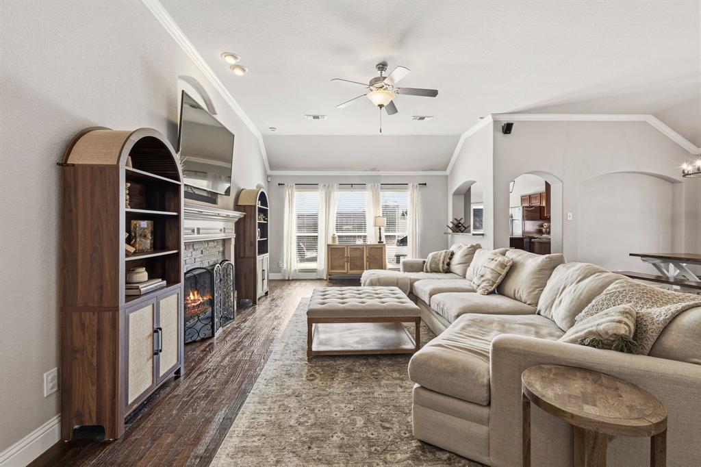 4808 Davy Crockett Trail