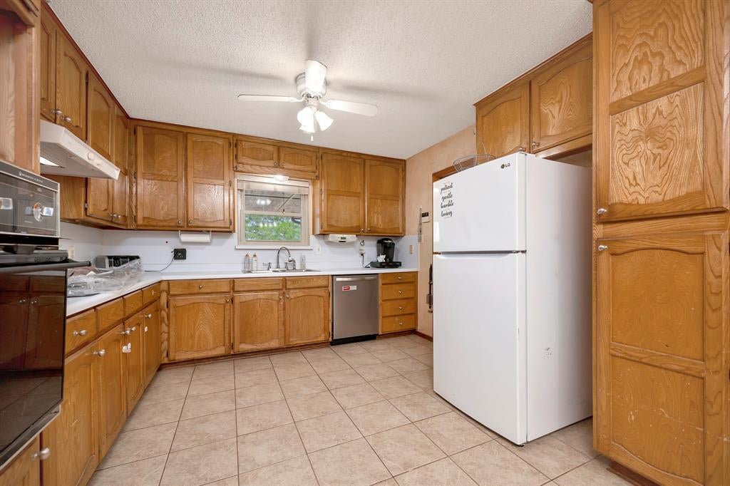 408 Chimney Hill Circle