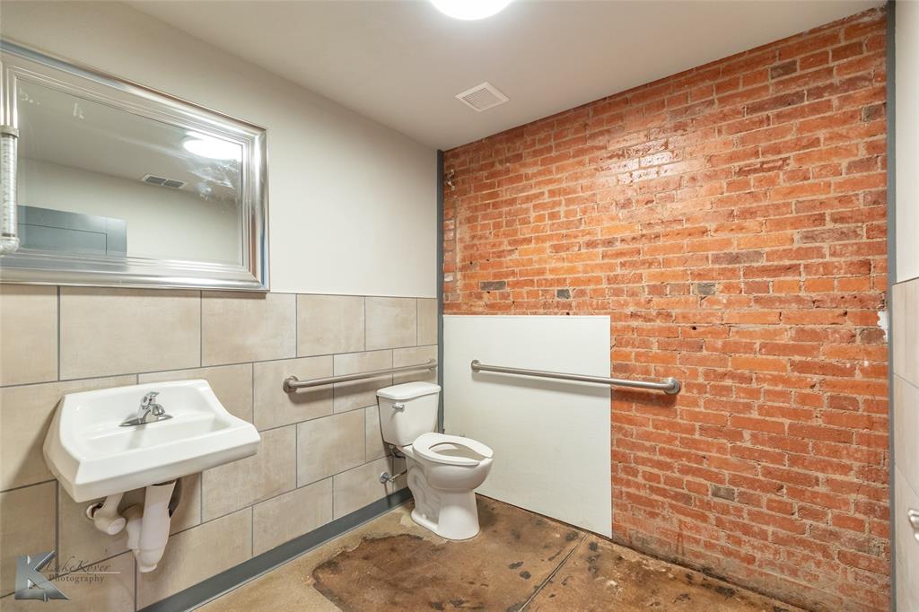 Ot Abilene - Commercial Sale