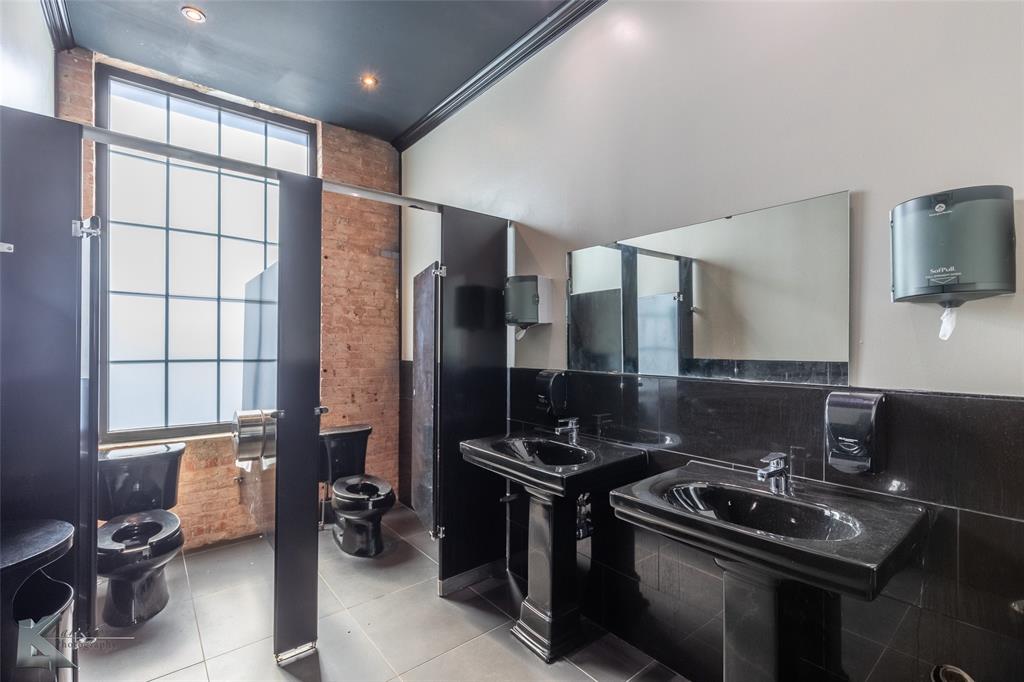 Ot Abilene - Commercial Sale