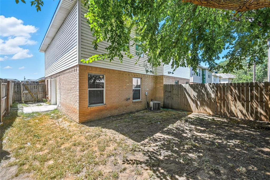 Eagle Lake Garden Village Add - Residential Lease