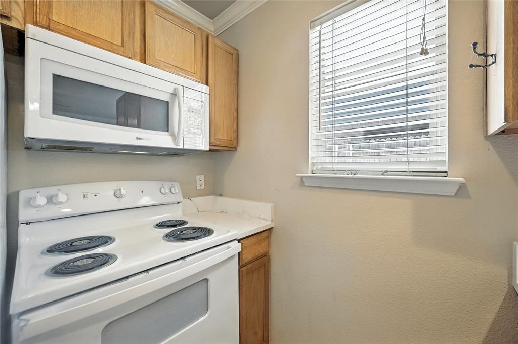 Eagle Lake Garden Village Add - Residential Lease