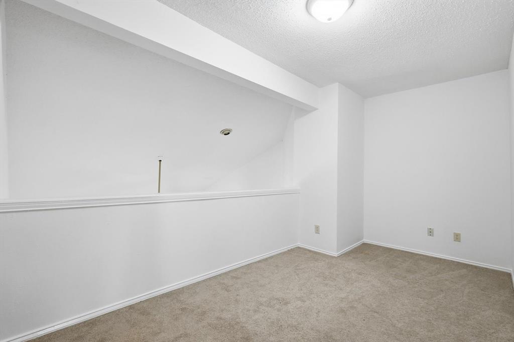 Creekside Twnhms Ph 1 - Residential