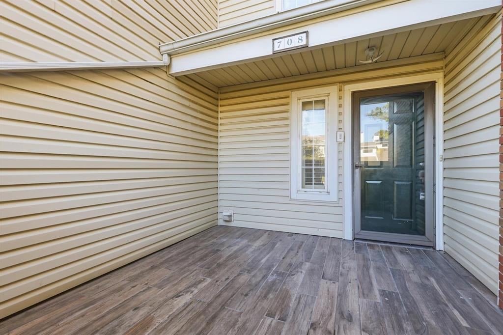 Creekside Twnhms Ph 1 - Residential