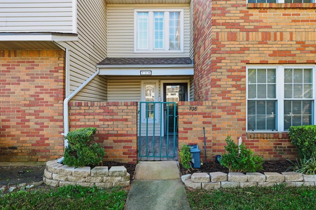 Creekside Twnhms Ph 1 - Residential