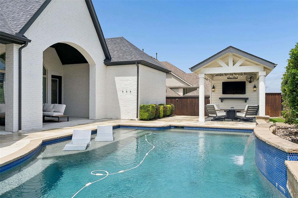 3500 Newport Drive
