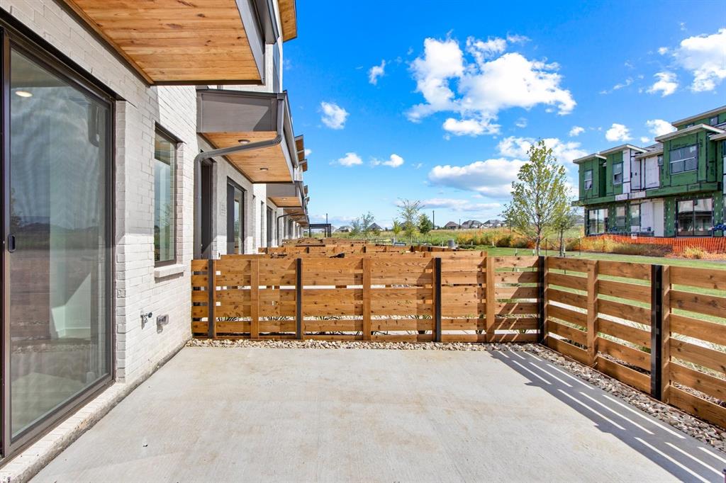 2040 Aldrich Mews
