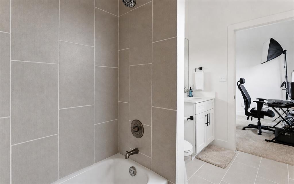 Hondo Ave Condos - Residential