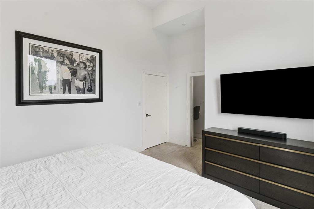 Hondo Ave Condos - Residential