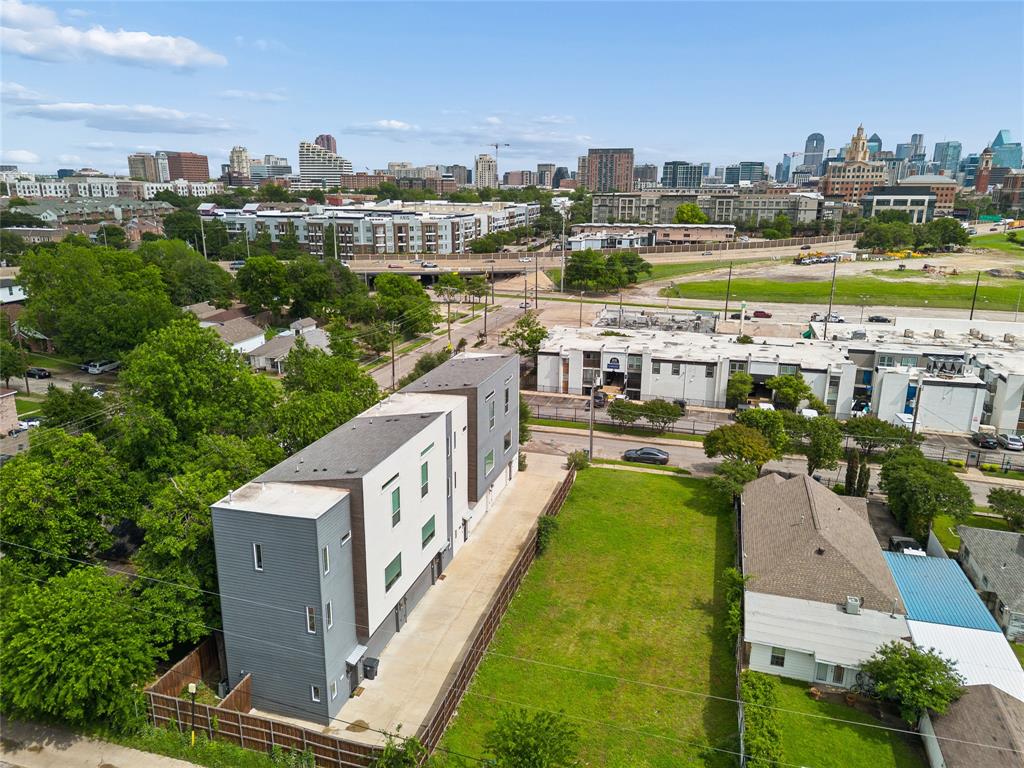 Hondo Ave Condos - Residential