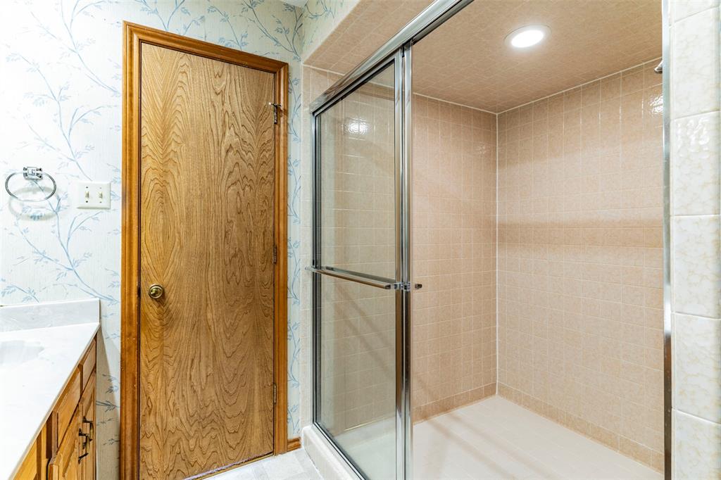 Red Bird 07 - Residential