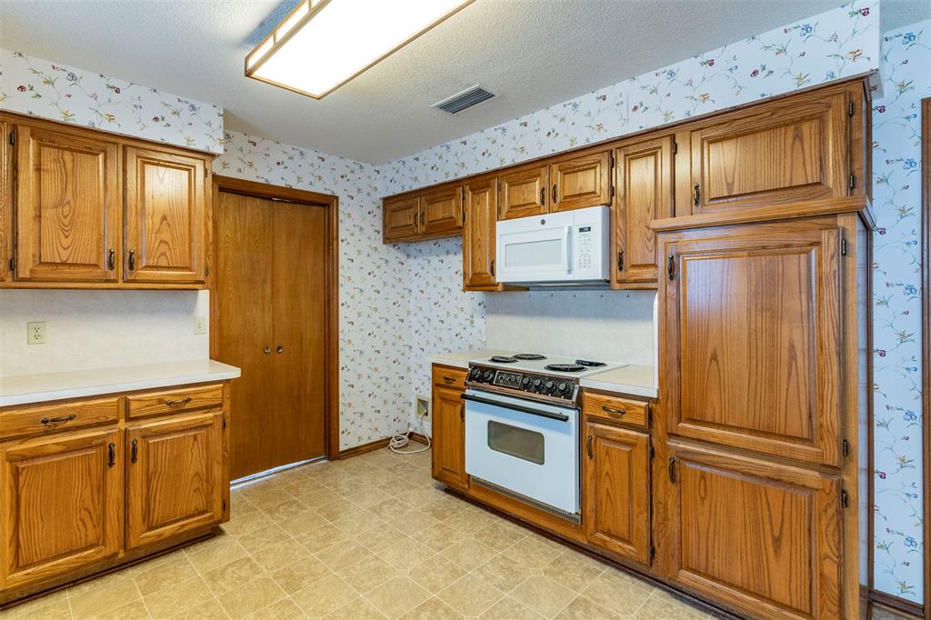 Red Bird 07 - Residential