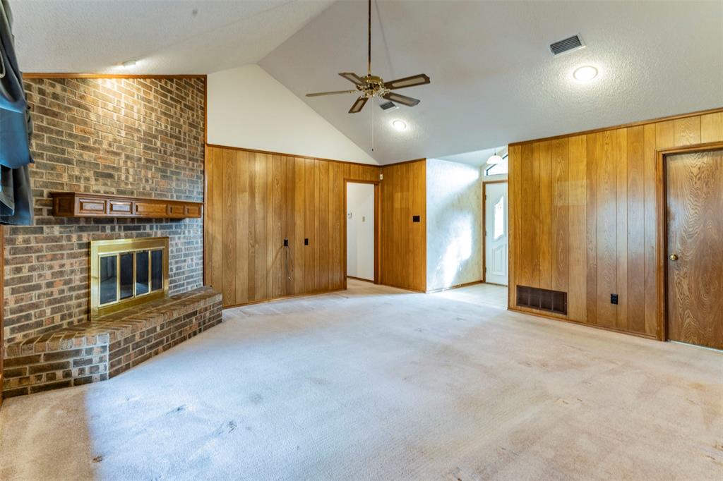 Red Bird 07 - Residential