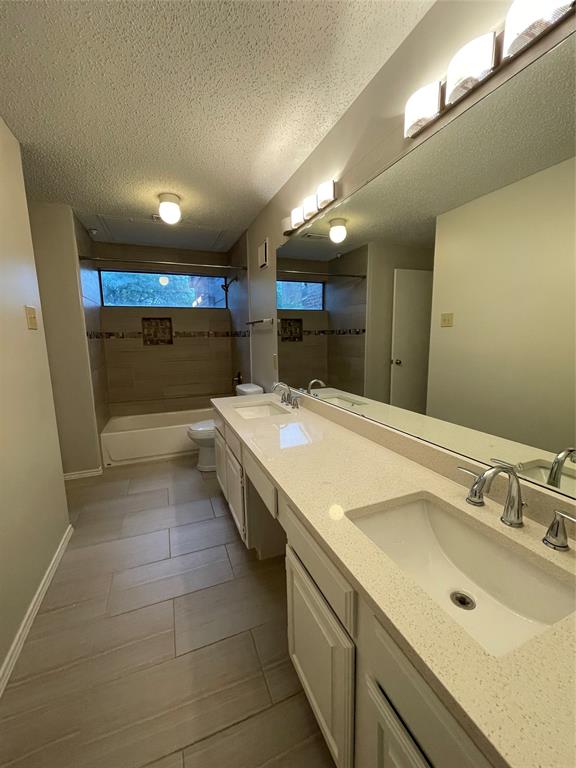 Cobblestone Square - Residential Lease