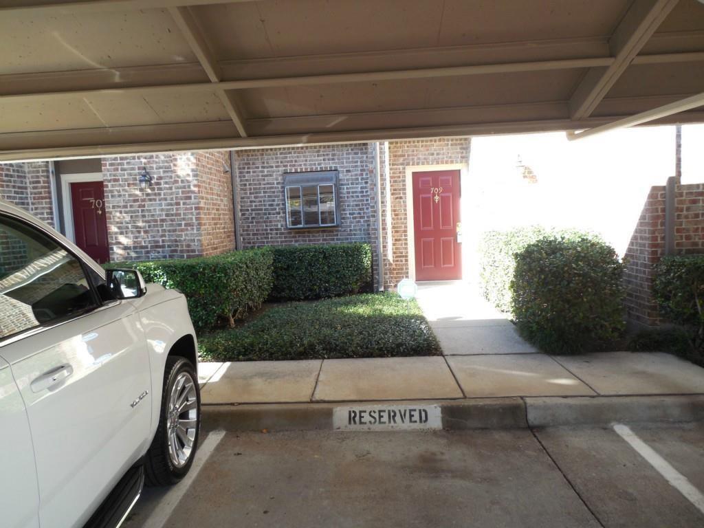 Cobblestone Square - Residential Lease