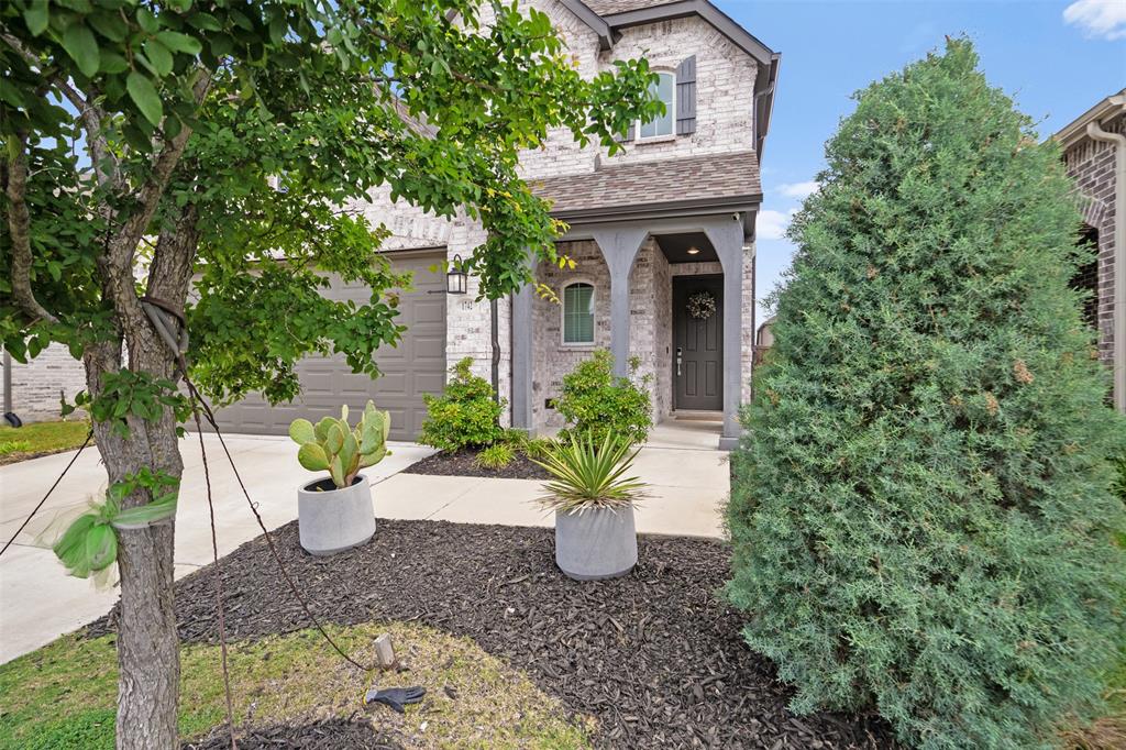 1742 Horseshoe Lane
