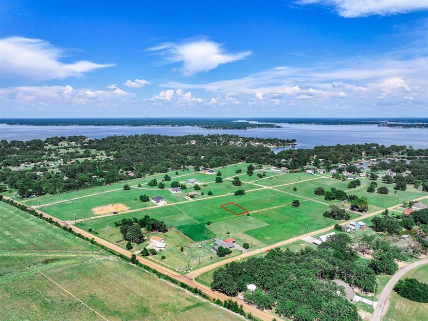 Nice lot located in the Lakewood community near Cedar Creek Lake. This subdivision offers a peaceful setting with affordable property ownership and convenient access to lake recreation.
Residents of Lakewood enjoy a quiet neighborhood atmosphere while still being close to local shopping, dining, and boat ramps for easy access to the lake. The lot provides a great opportunity to build your weekend retreat, full-time residence, or simply invest in land near one of the most popular lakes in East Texas.
Utilities are available at the street (buyer to verify water, electric, and sewer or septic availability).