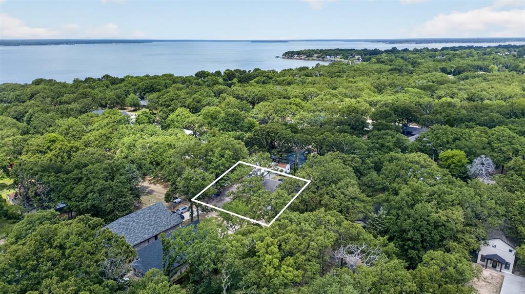114 Forrest Oaks Drive