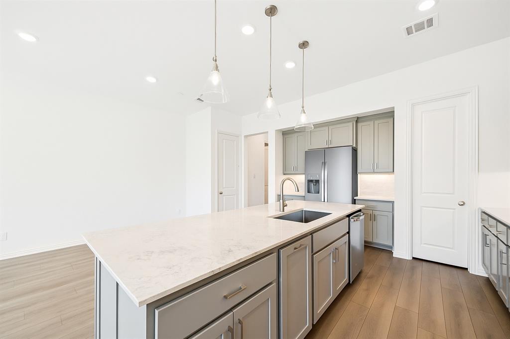 Watters Edge At The Farm - Residential Lease