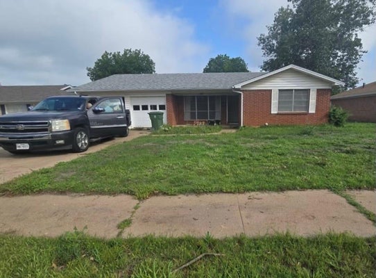 4208 KINGSBURY DR, WICHITA FALLS, TX 76309 - Image 42ad6978d2c023f92fa15f5e5f508f6d/4083174863