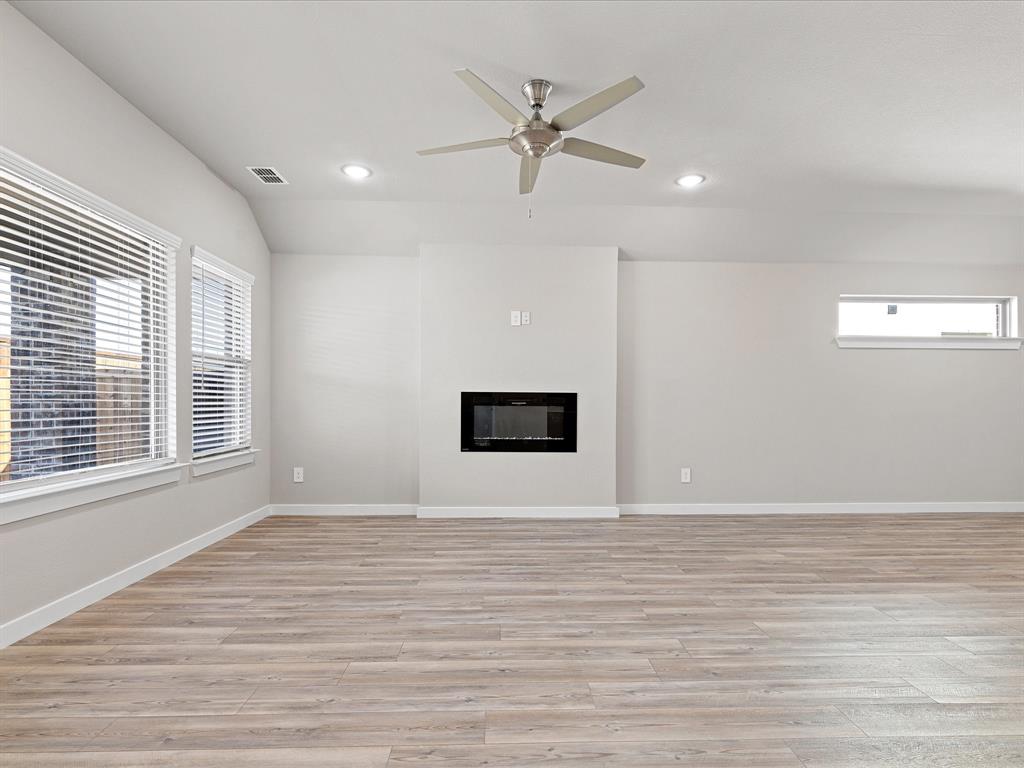 Oakmont Pk Sub Ph 2 - Residential Lease