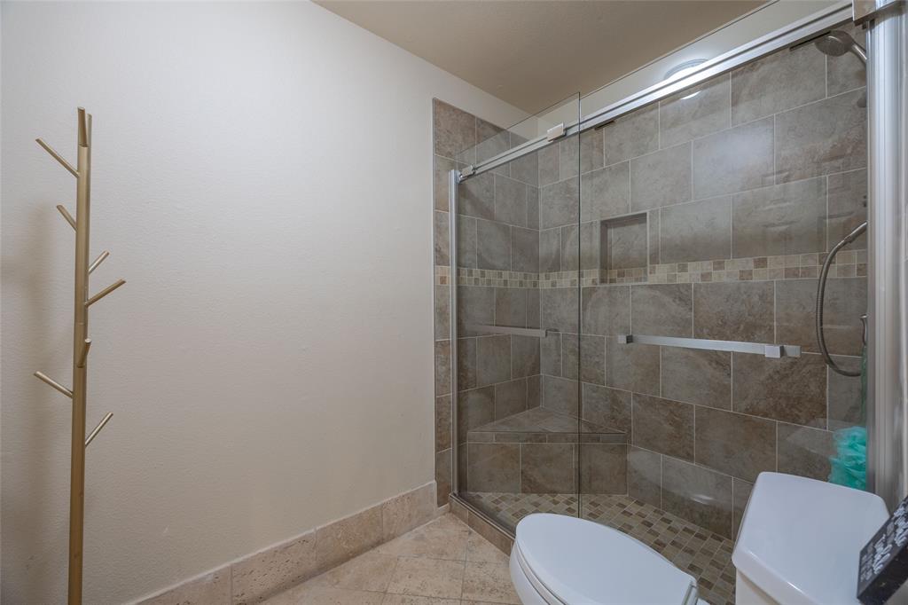 Milam - Commercial Sale