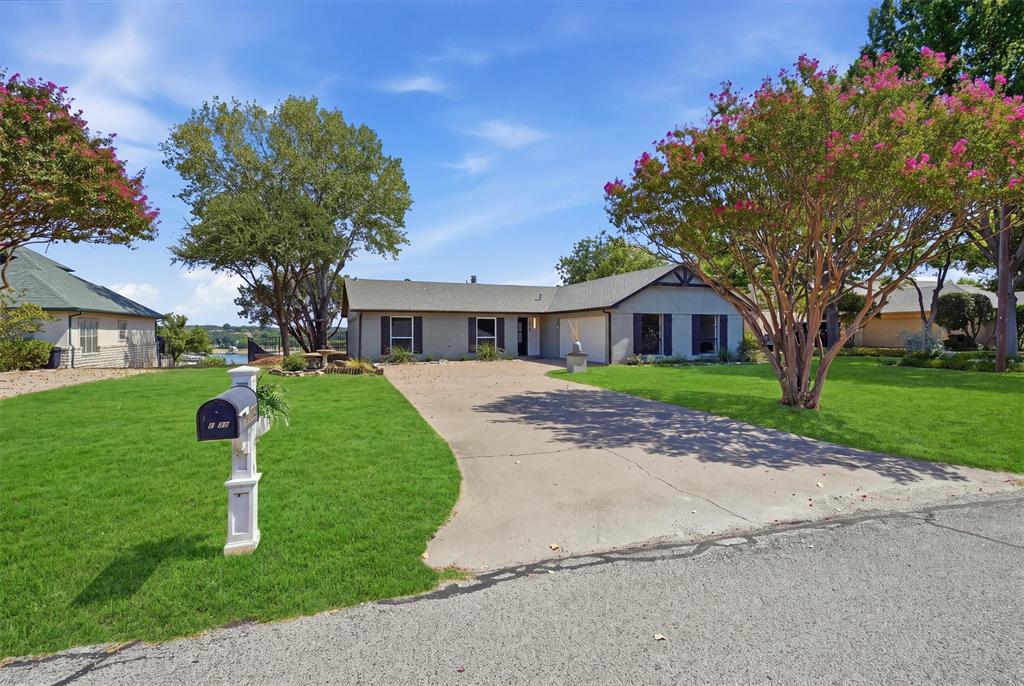 5123 Fairway Circle
