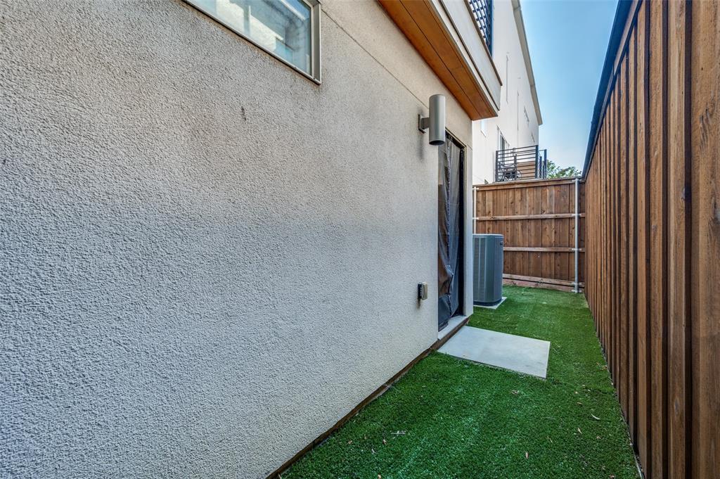 Larkspur Fitzhugh Add - Residential