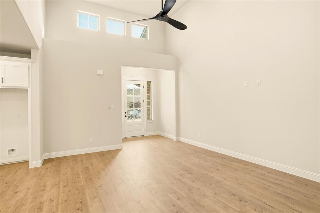 Photo of 206 Legacy Boulevard, Weatherford, TX 76085 (MLS # 21150795)