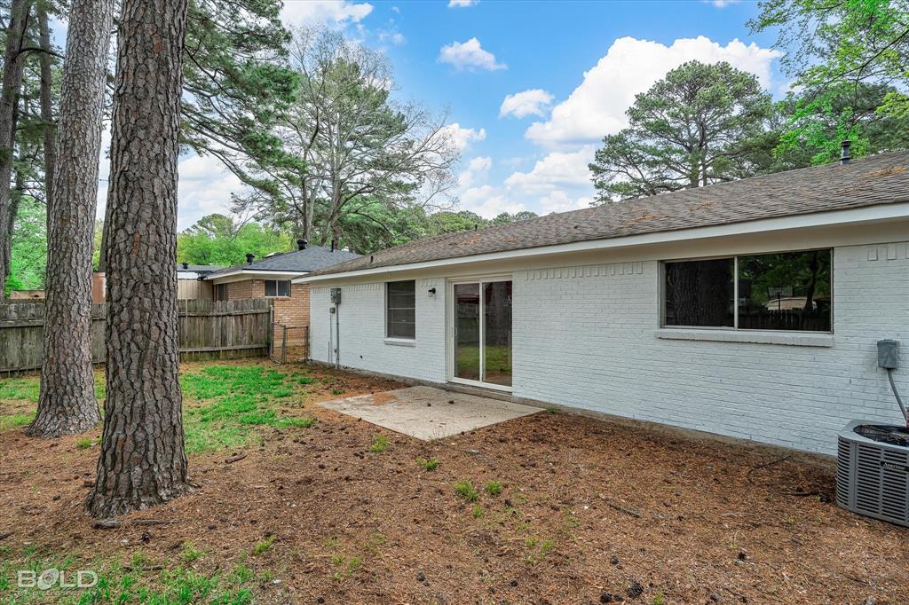 Shreveport, Louisiana 71118, United States, 3 Bedrooms Bedrooms, ,2 BathroomsBathrooms,Residential,Contingent,102434