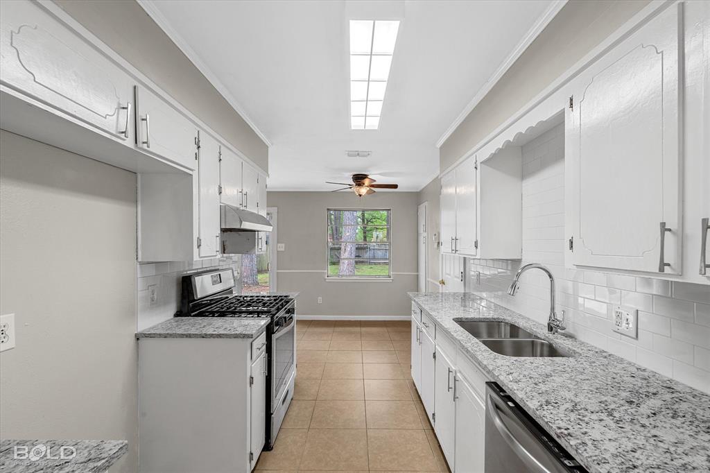 Shreveport, Louisiana 71118, United States, 3 Bedrooms Bedrooms, ,2 BathroomsBathrooms,Residential,Contingent,102434