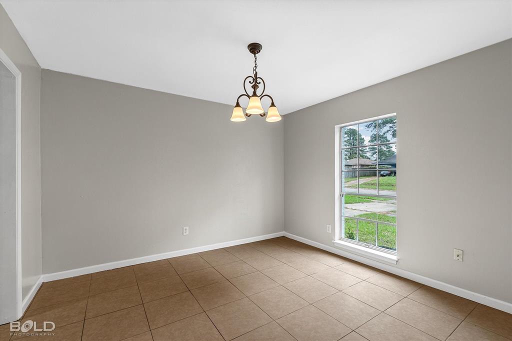 Shreveport, Louisiana 71118, United States, 3 Bedrooms Bedrooms, ,2 BathroomsBathrooms,Residential,Contingent,102434