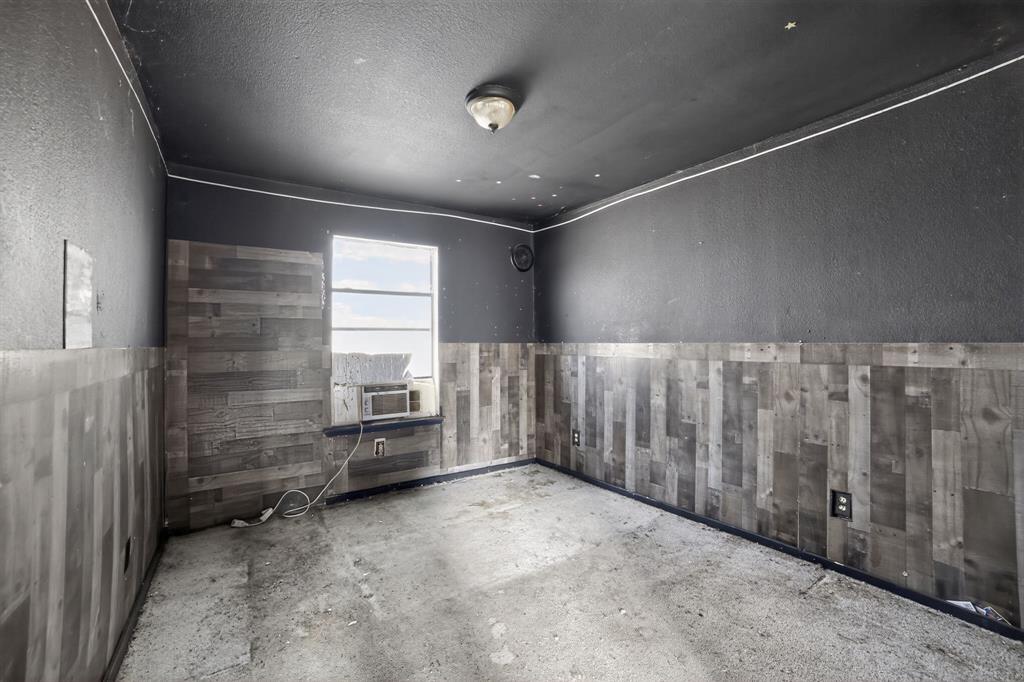 Oak Creek Estates - Residential