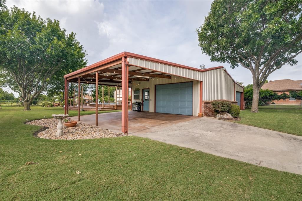 6630 Meadow Ridge Circle