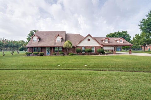Photo of 6630 Meadow Ridge Circle, Nevada, TX 75173 (MLS # 21332690)