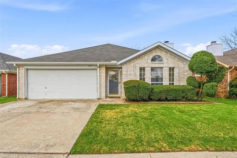 6118 Wall Street Arlington TX 76018