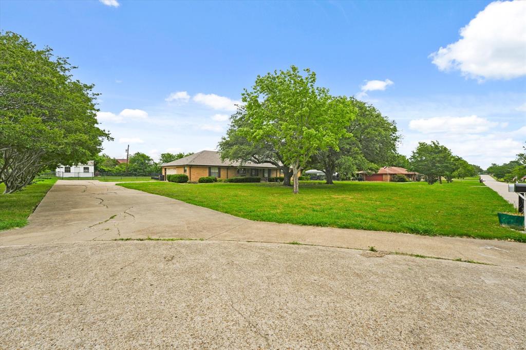 8 Harker Circle