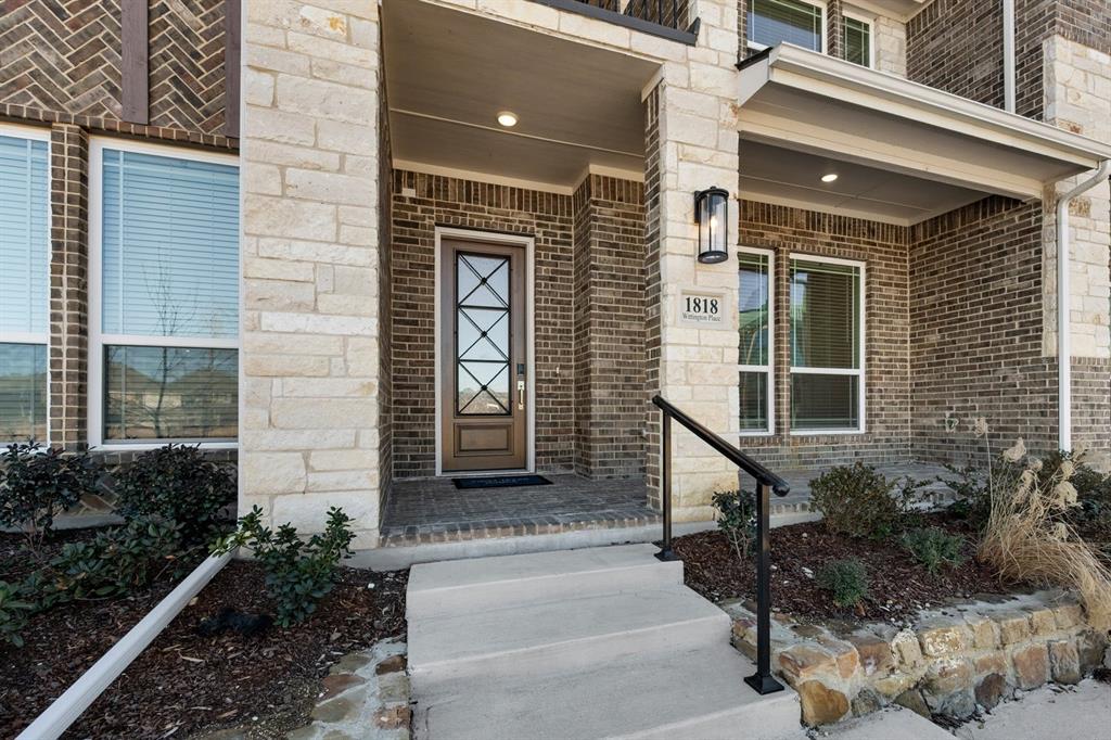1818 Wittington Place