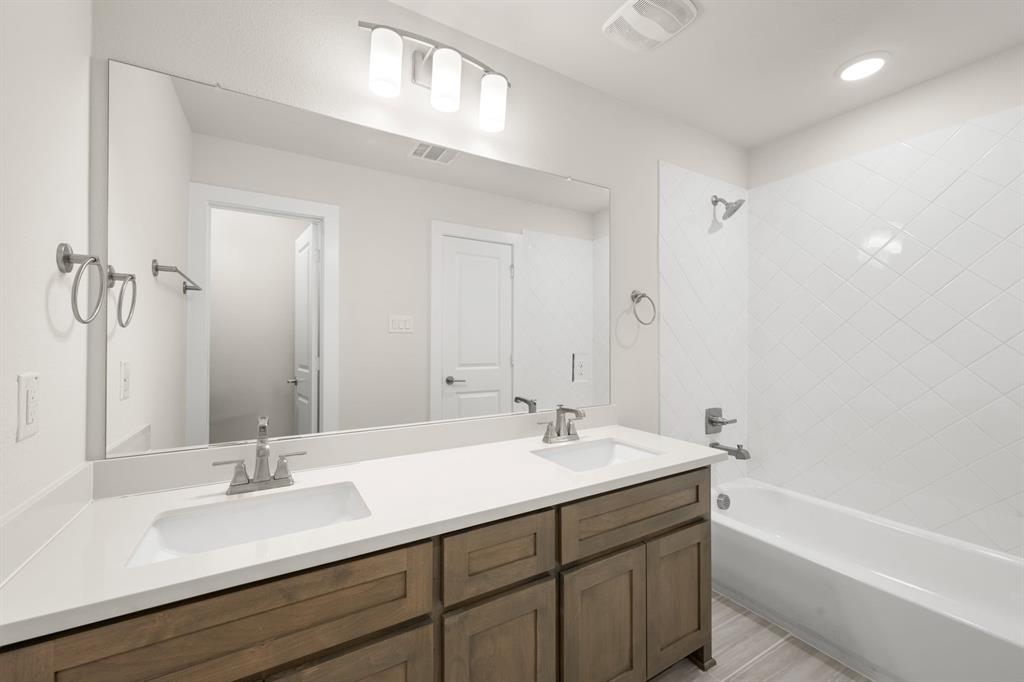 The Abbey at Mercer Crossing - Residential