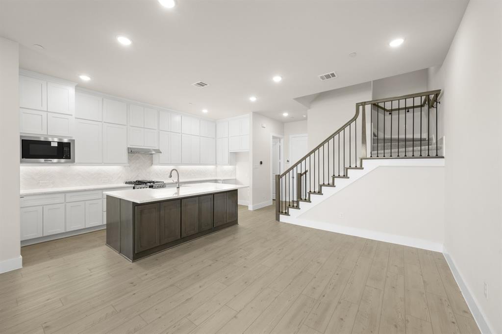 The Abbey at Mercer Crossing - Residential