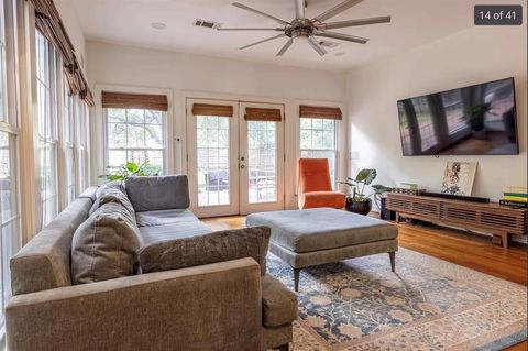 Tiny photo for 5201 Reiger Street, Dallas, TX 75214 (MLS # 21101066)