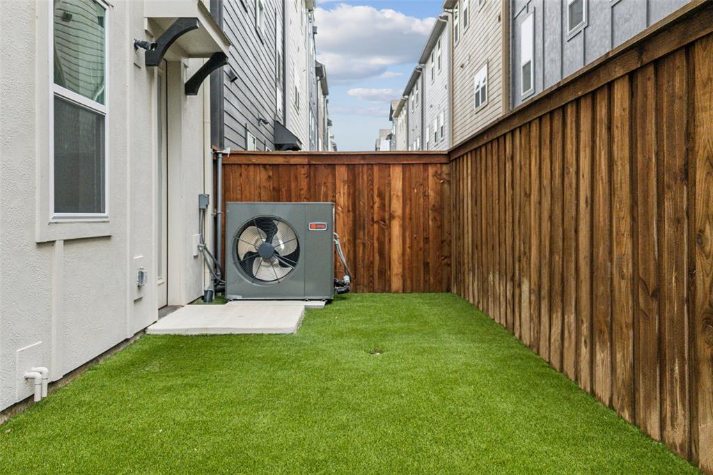 SoHo Square - Residential
