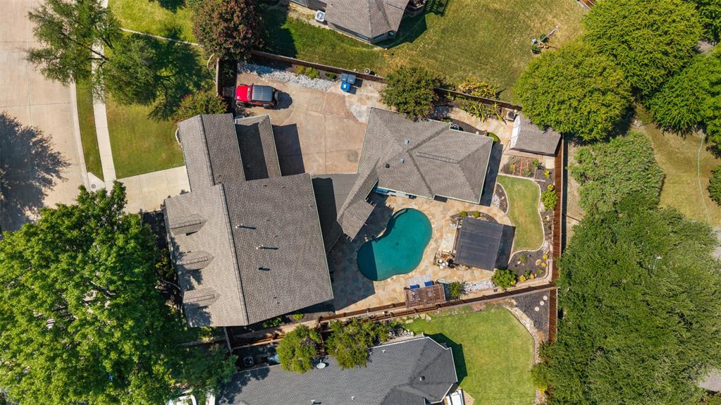 904 Autumn Ridge Drive