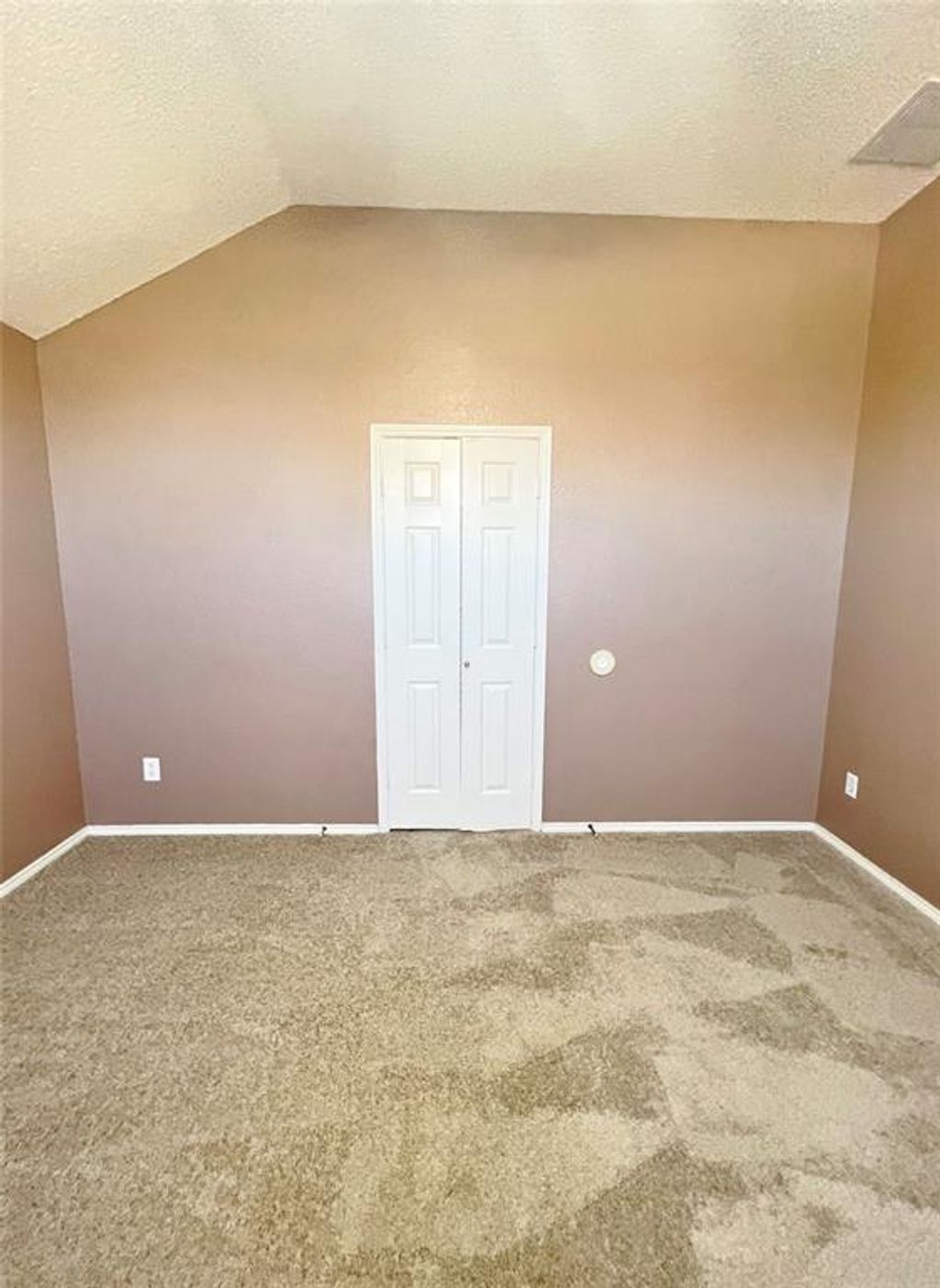 Photo of 801 Parker Drive, Mesquite, TX 75181 (MLS # 21166630)