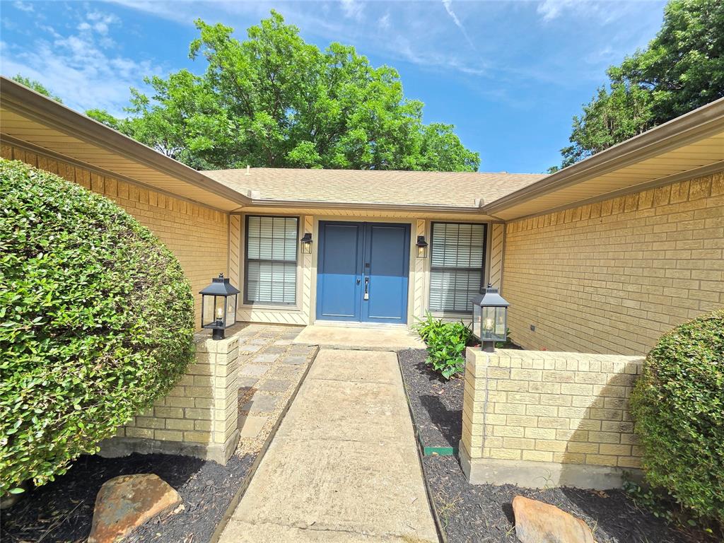 1507 Clover Hill Road