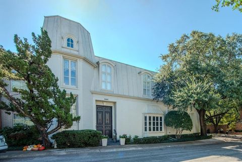 3802 S Versailles Avenue Dallas TX 75209