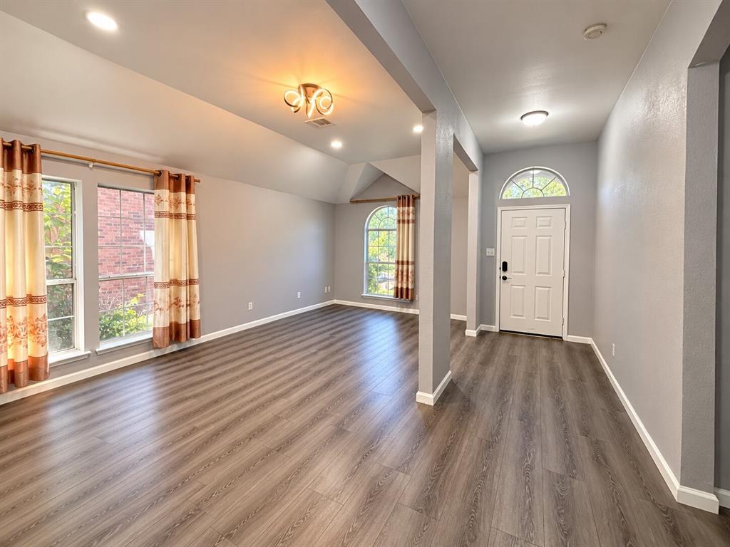 1906 Dartbrook Drive